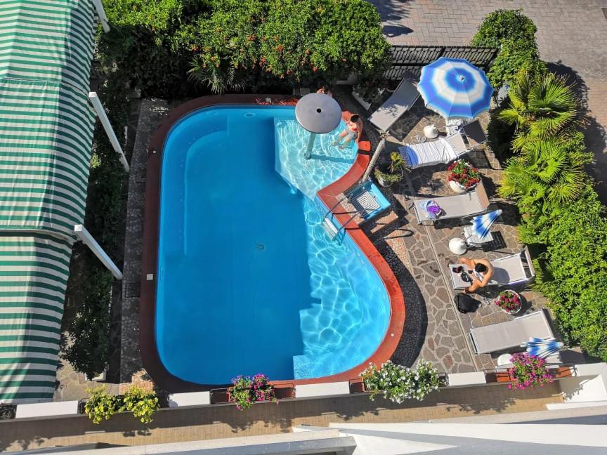 Golf & Beach Hotel 米兰马瑞提那 外观 照片